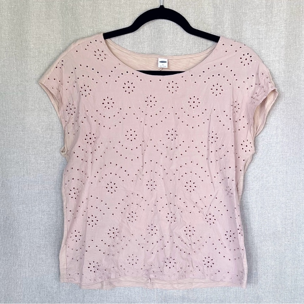 Old Navy Women's Lavender Lace Eyelet Short Sleeve Top Size S